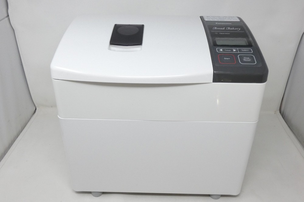Panasonic Automatic Bread Maker SD-BT55P Bakery Machine Yeast Dispenser OPEN BOX