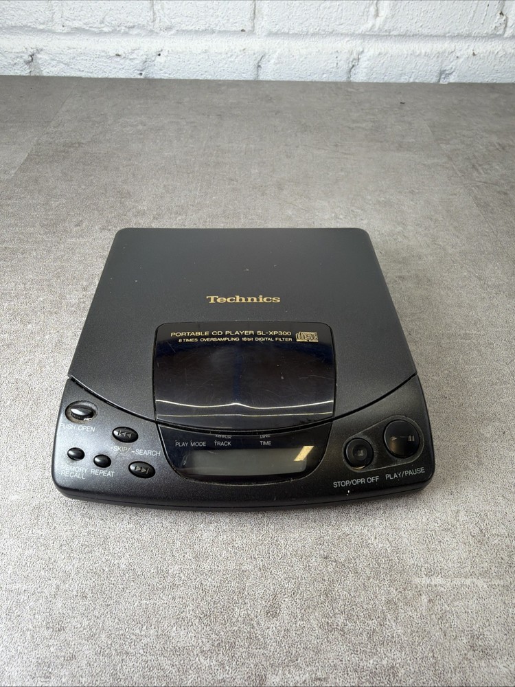 Technics SL-XP300 Portable CD Player - Working