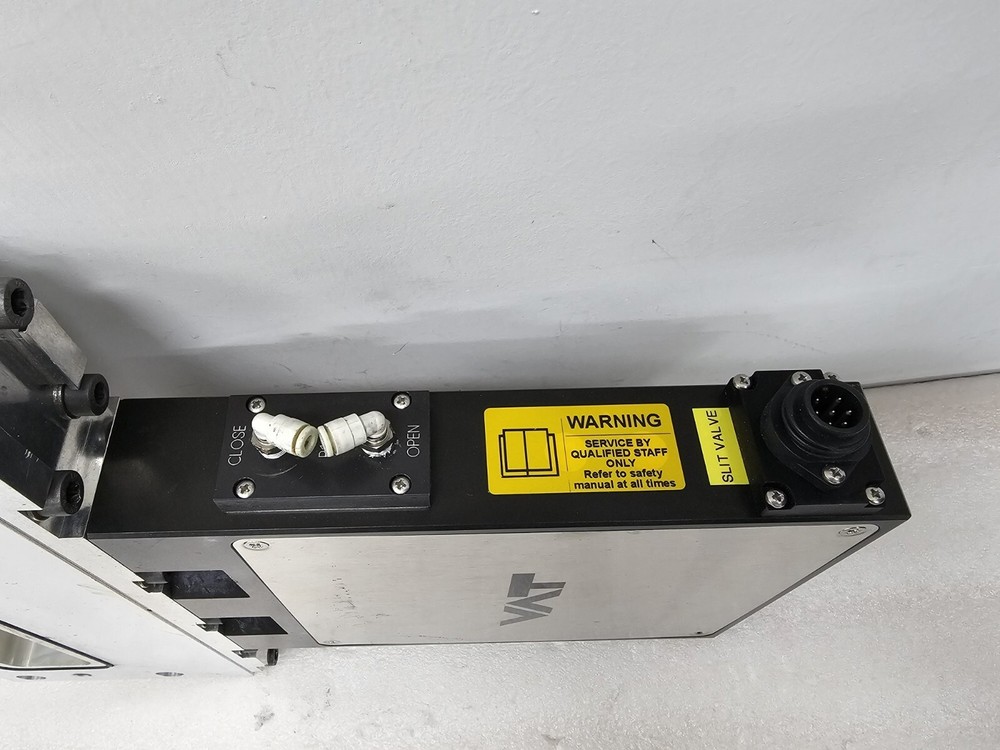 1PC VAT 02010-BA24-0001 Rectangular Gate Valve