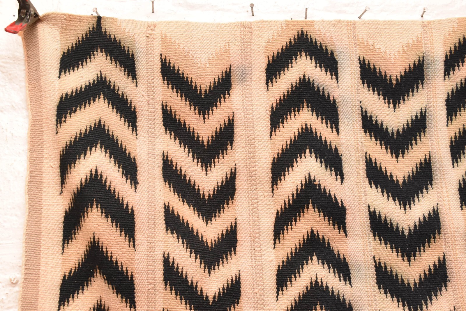 Vintage Navajo Rug Textile Native American Indian EYE Dazzler Weaving 42x28 ATQ