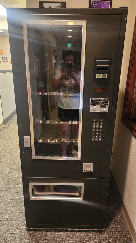 USI Wittern Snack Mart 3000