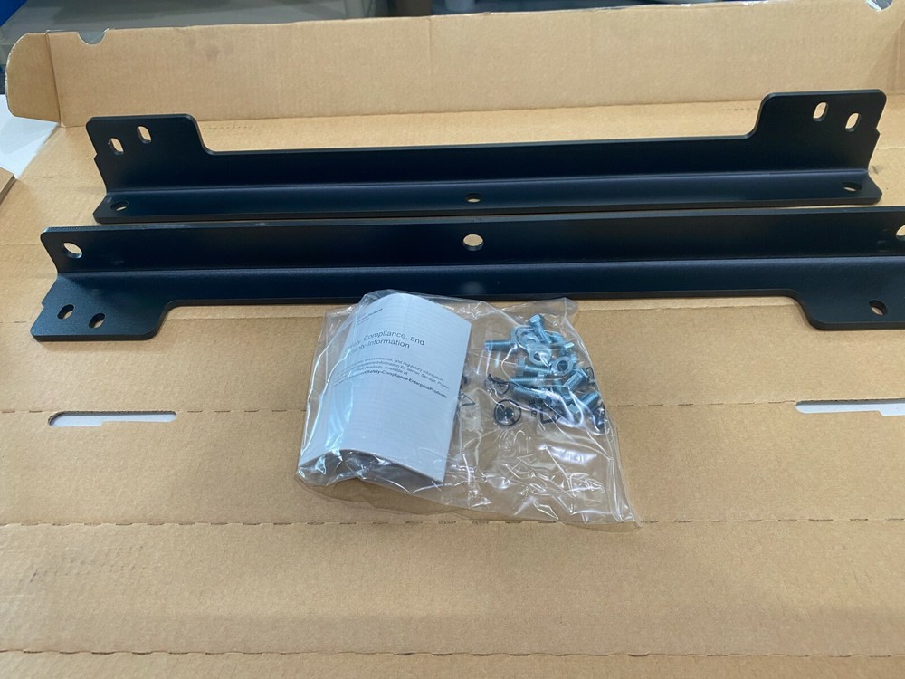 BW927A HP 800MM RACK TIE DOWN KIT