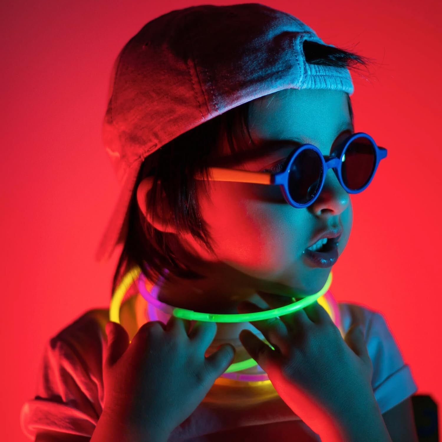 Glow Fever 209Pcs Glow Sticks Bulk Party Pack Includes 100 8" Glow Sticks and 10