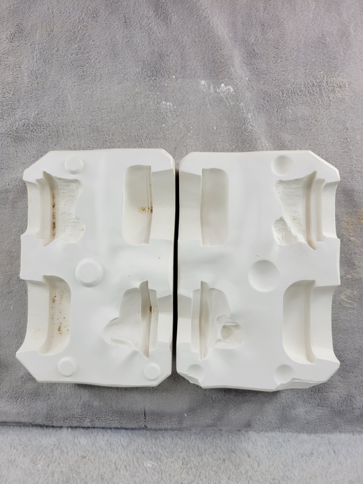 Vintage Ceramic Slip Casting Mold Of Animal Pill Boxes Duncan DM-187C