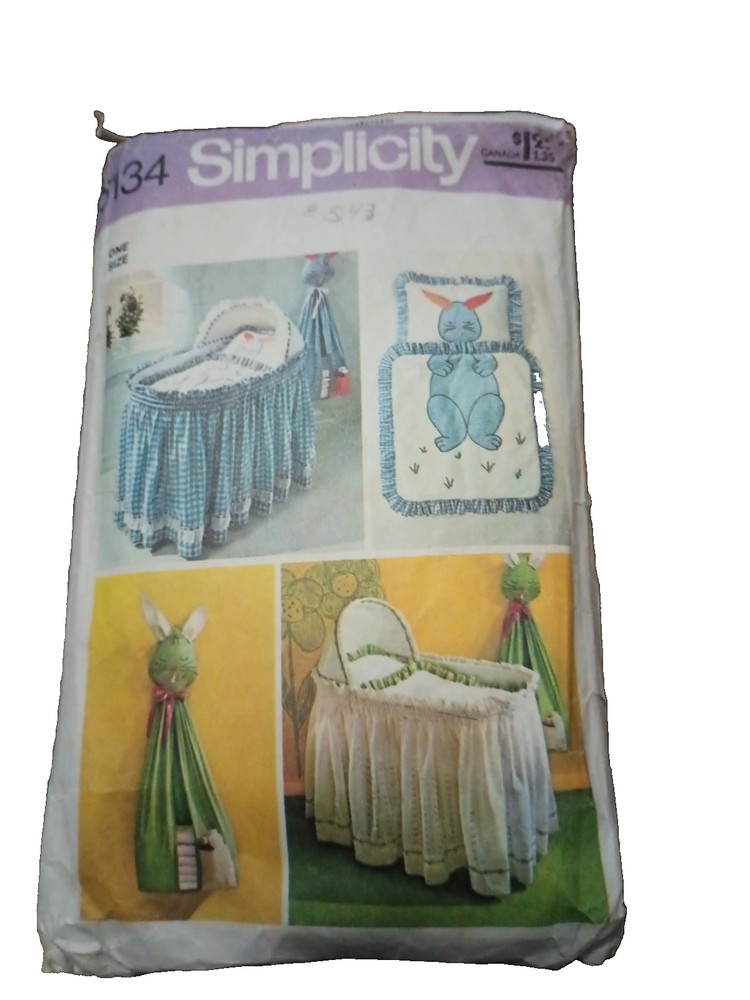 6134 Simplicity Sewing Pattern Nursery Comforter Diaper Stacker Vintage 1970s