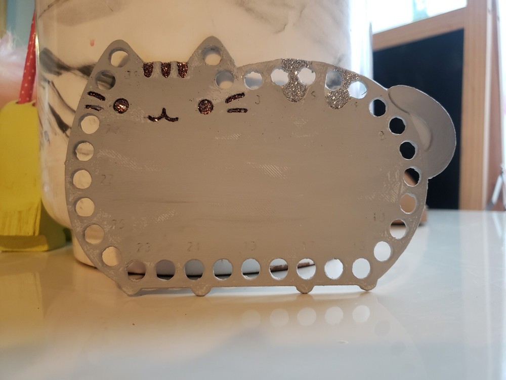3d Printed Pusheen Thread Holder