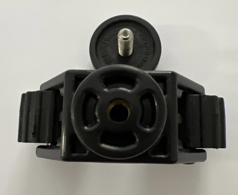 YakAttack RotoGrip Paddle Holder with Track Mount - GRP1001