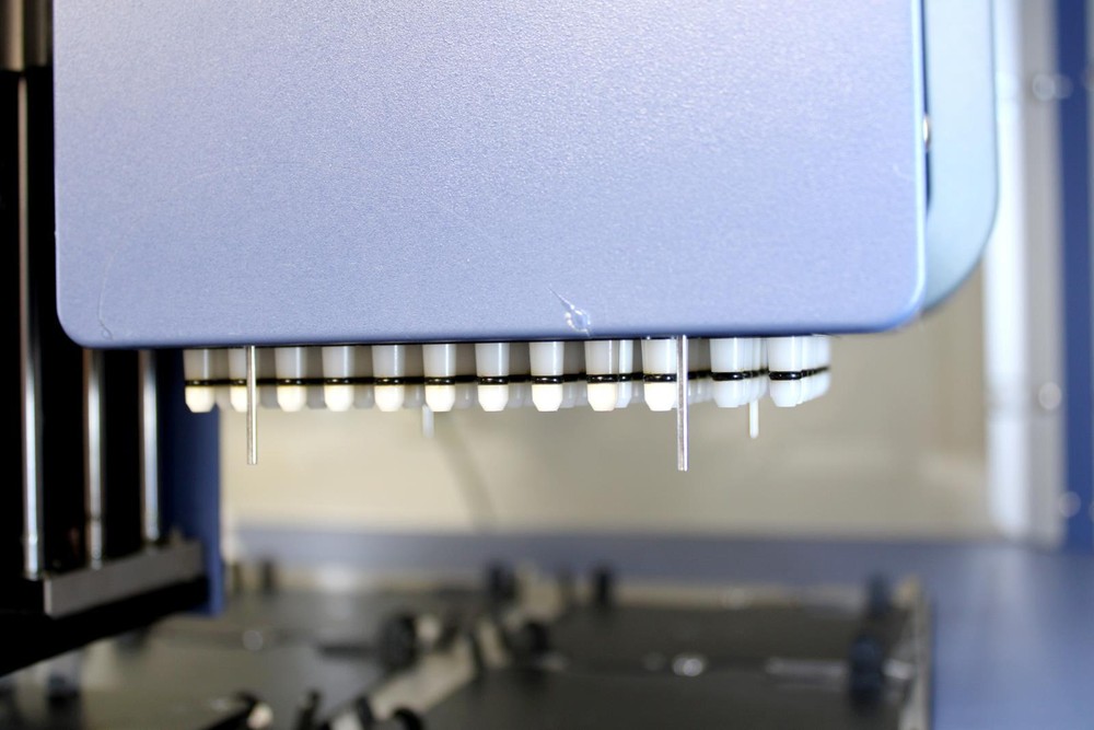 Caliper Life Sciences Zephyr Automated Liquid Handler