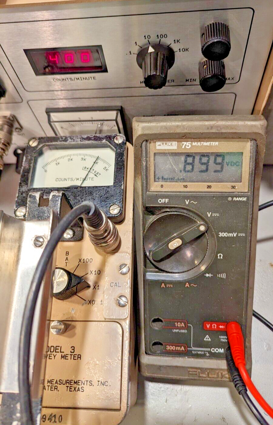 1x CLEAN Ludlum Model 3 Survey Meter CPM 44-9 Tested, Verified, and GUARANTEED