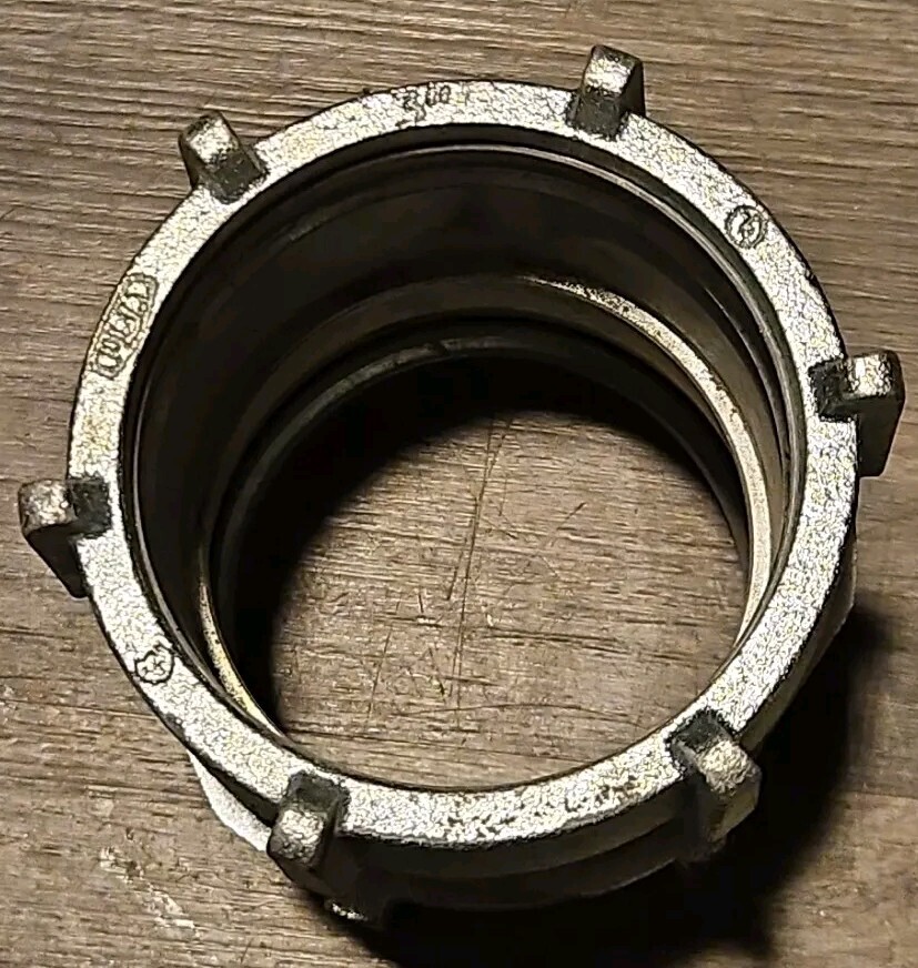 Appleton 6300US 3" Emt Compression Coupling 68785505037 **FAST SHIPPING**