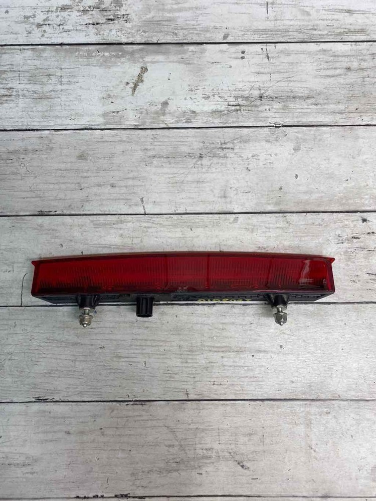 Toyota Highlander 3RD brake light 2020 avoidance lamp OEM