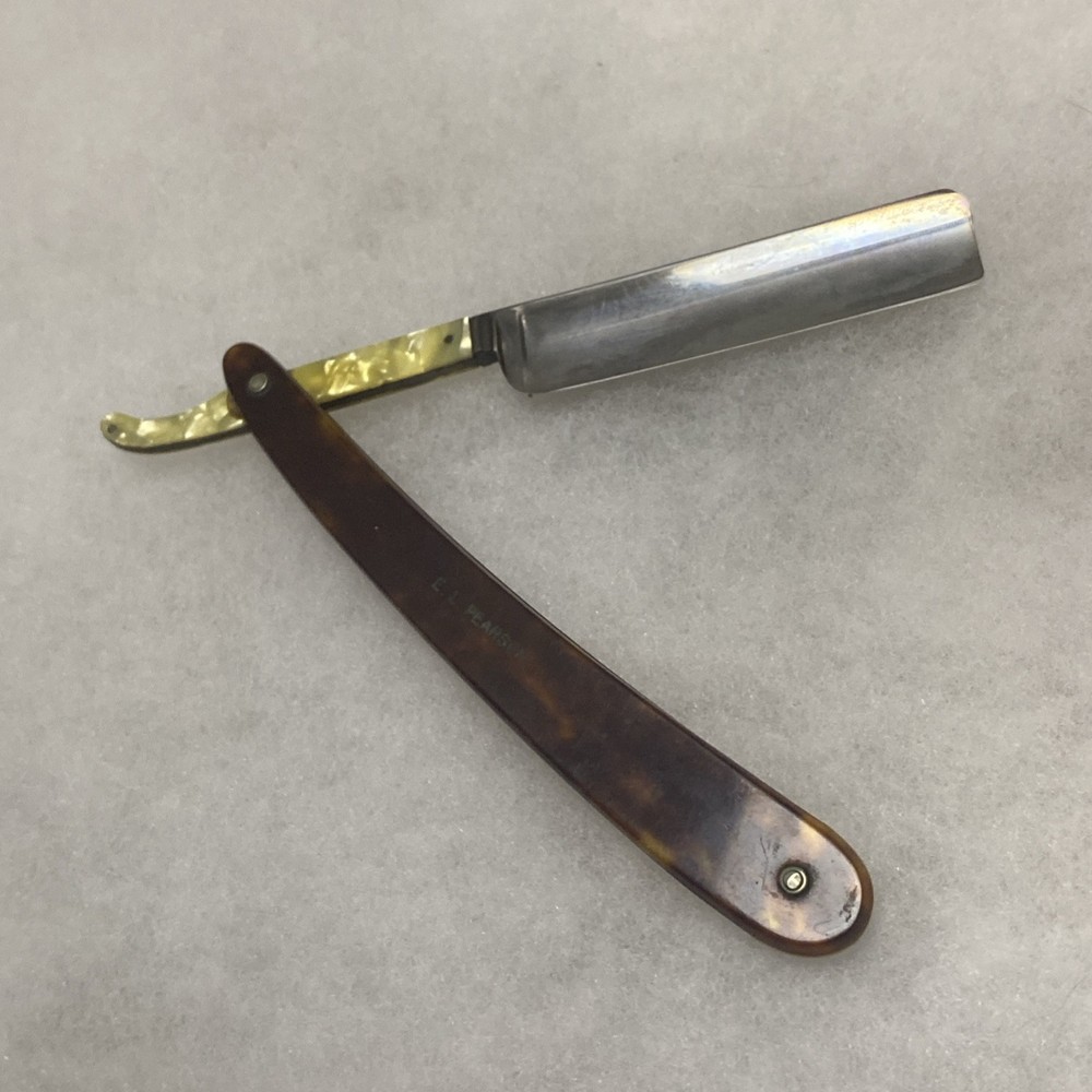 HTF Kinfolks Straight Razor Unique Handle