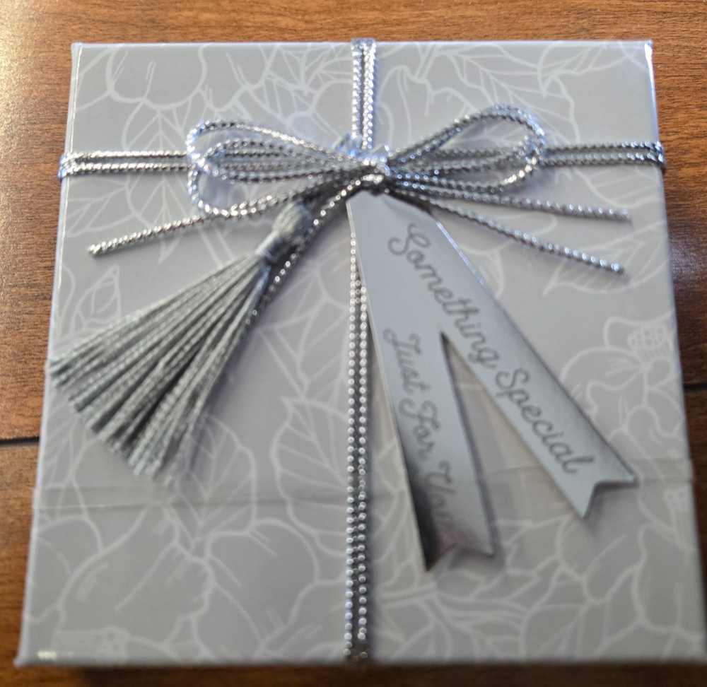 NEW bulk gift card boxes 120 count