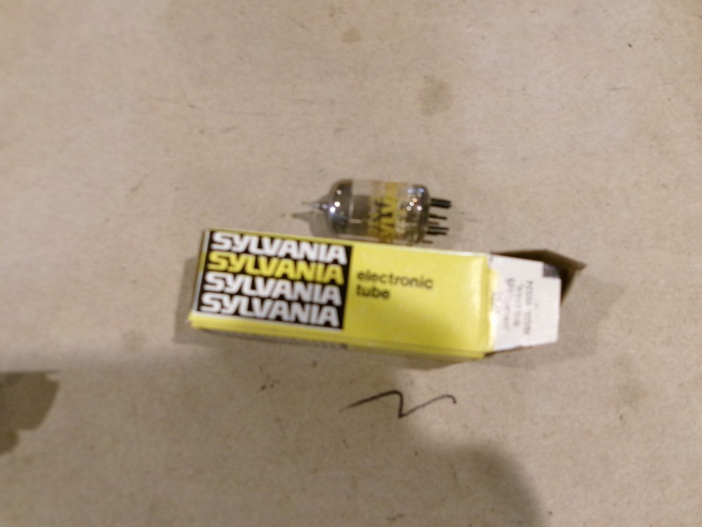 OEM VINTAGE ELECTRONIC TUBE SYLVANIA 3DZ4/3AF4B