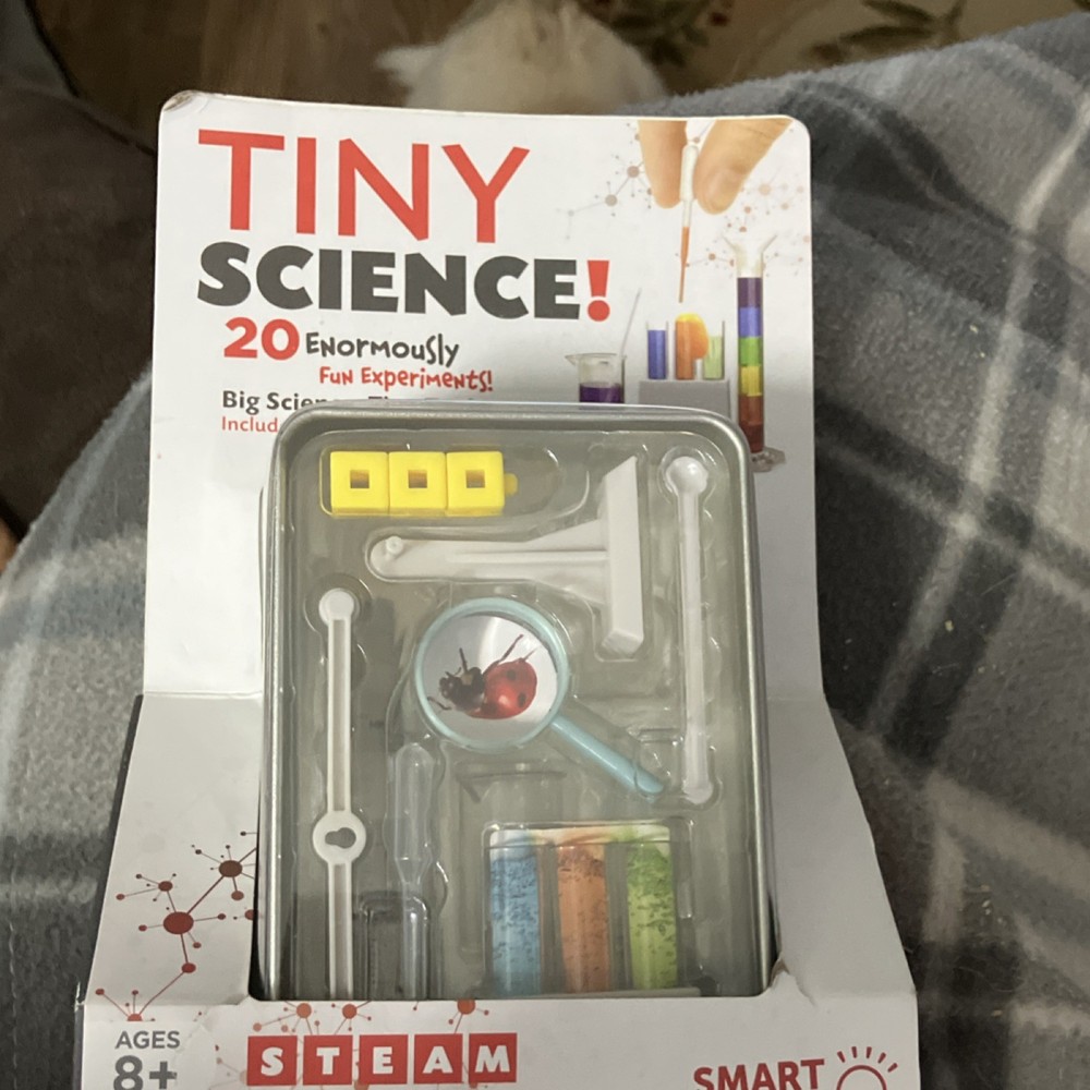 SmartLab Tiny Science Kit World's Smallest Science Lab Ages 8+ 2021