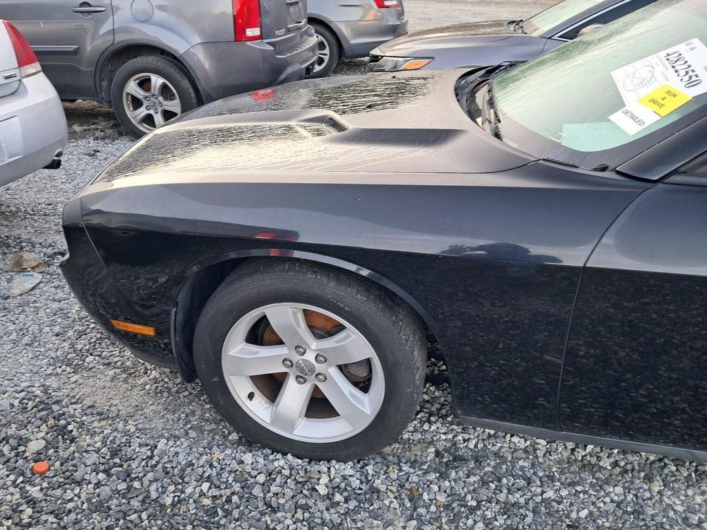 CHALLENGE 2013 Glove Box 4781013