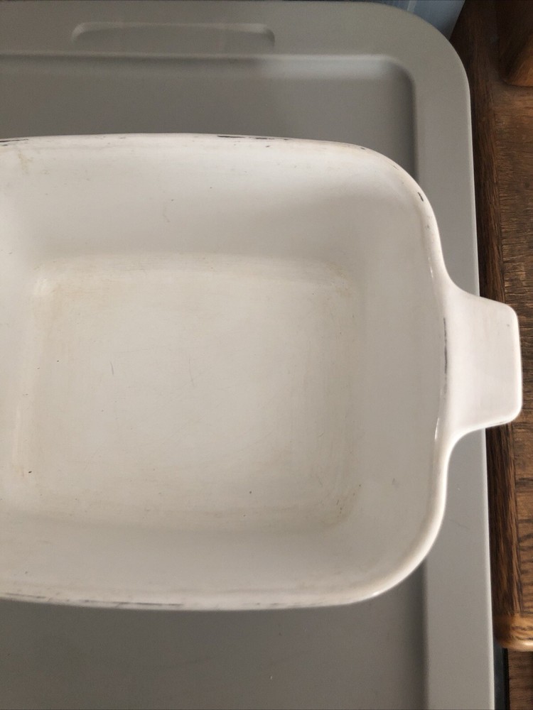 Casserole Dish Pan Corning Ware P-4-B Blue Cornflower Pattern 1.5 Quart