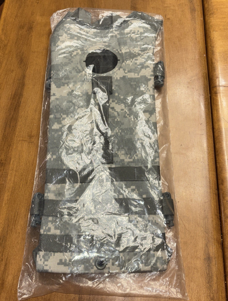 USGI Molle II Hydration System Carrier ACU Pattern No Bladder Never Used New