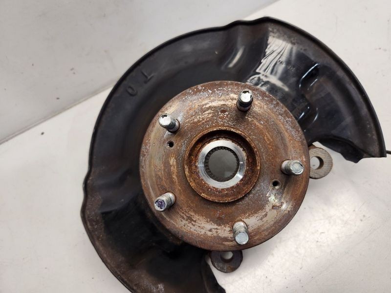 2012 Honda CRV  Right Hand Passenger Side Front Spindle Knuckle OEM