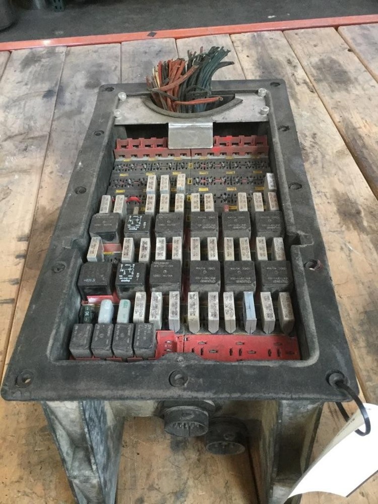 Replaces 2010 FUSE BOX ,  OR