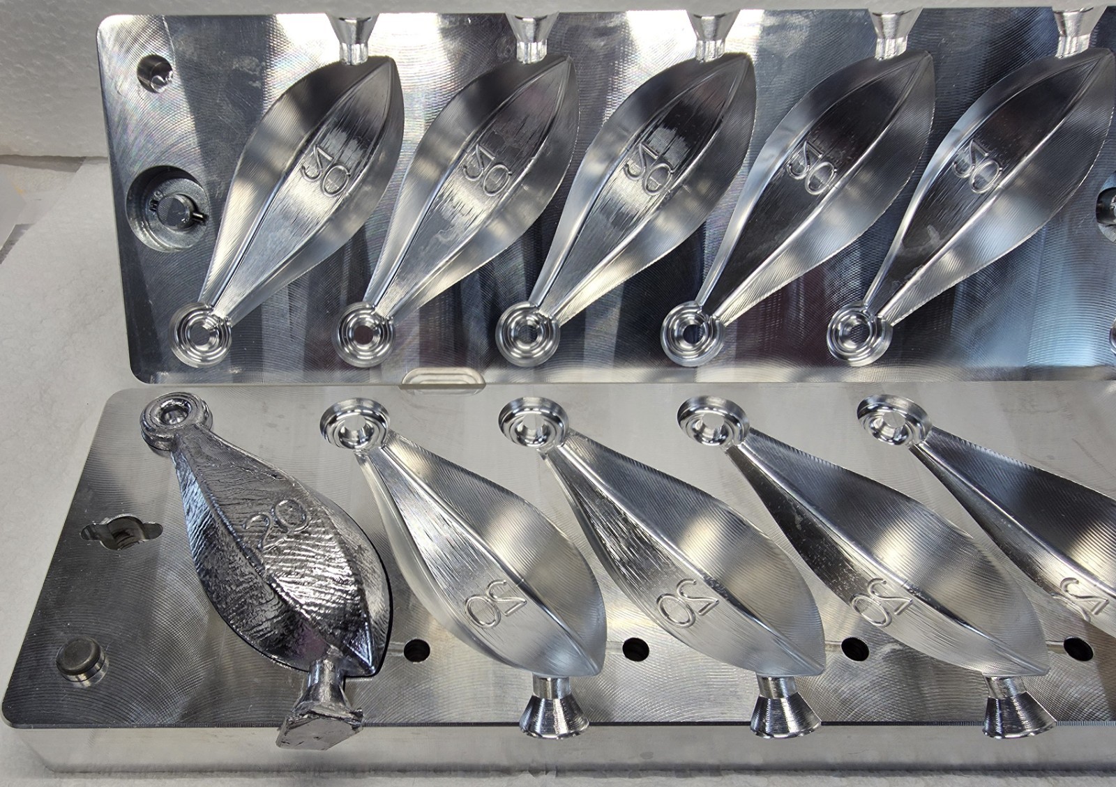 20 oz Bank Sinker 10 Cavity Production Mold