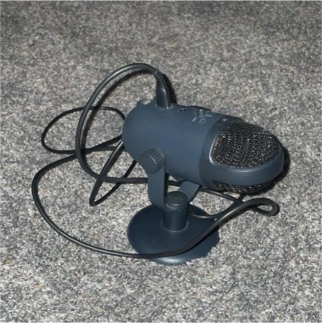 Blue Snowball USB Desktop Microphone Black Adjustable Stand/Mount