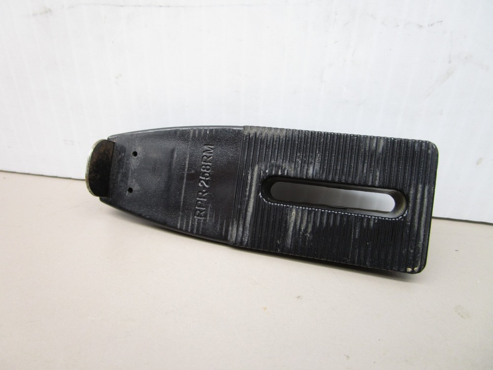 RAM Mount RPR-258RM Clamp and Screw