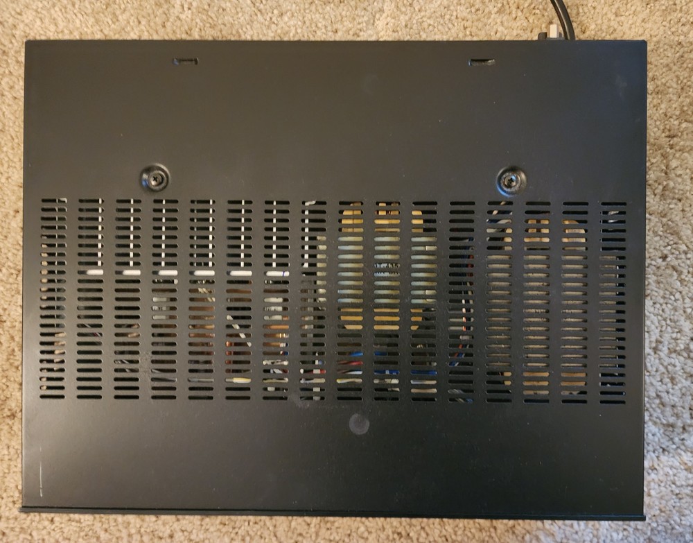 Toa Electronics P-912MK2 Amplifier 900 Series Tested Powers On