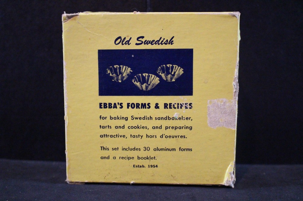 Vintage Bakeware - Old Swedish Mini Tart Baking Forms - Ebba's Forms and Recipes
