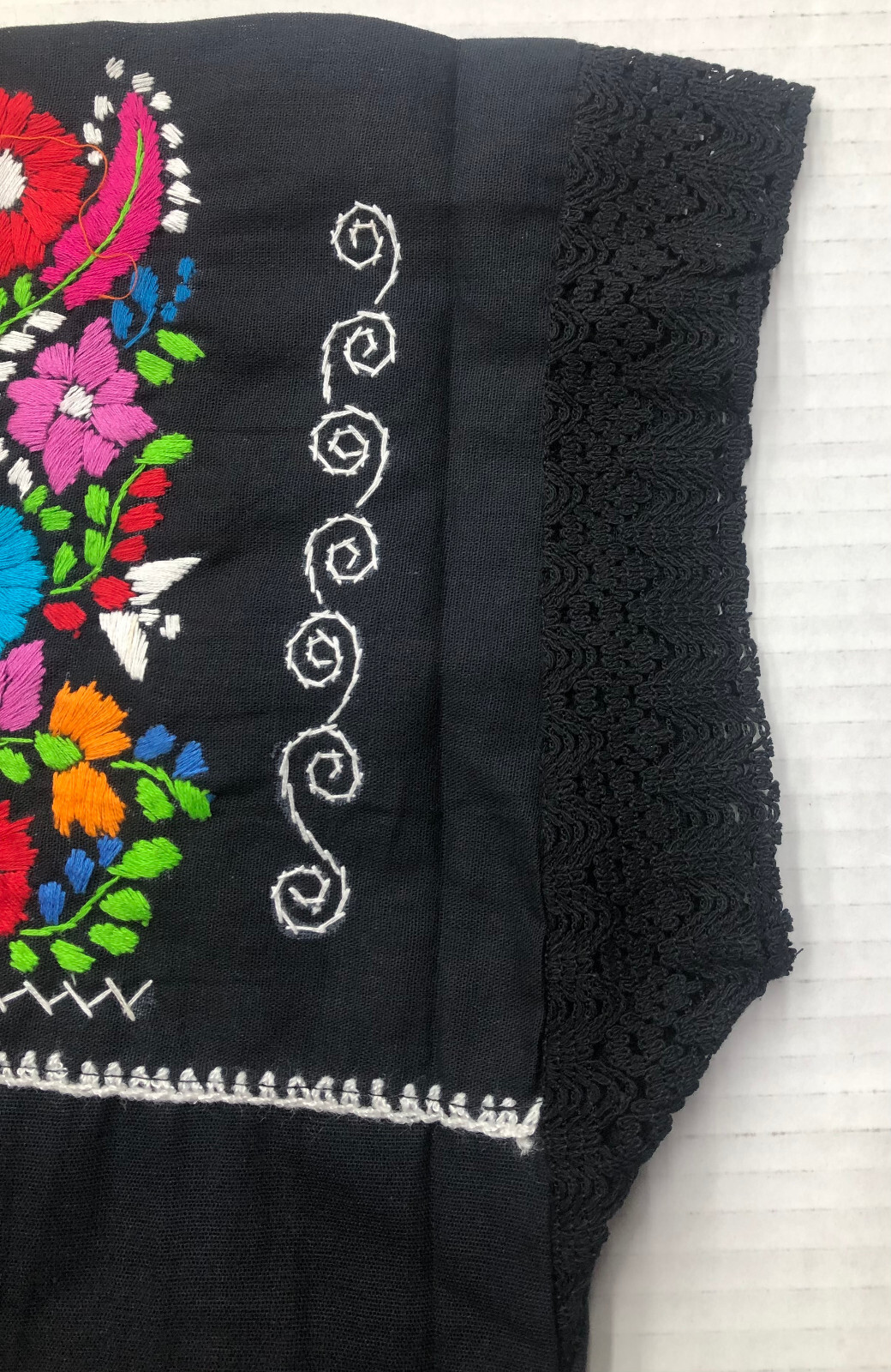 NEW Puebla Mexican Boho Hippie Peasant Vintage Embroidered Artisan Blouse Top