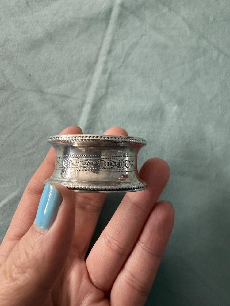 Small silver napkin ring antique hallmarked collectable