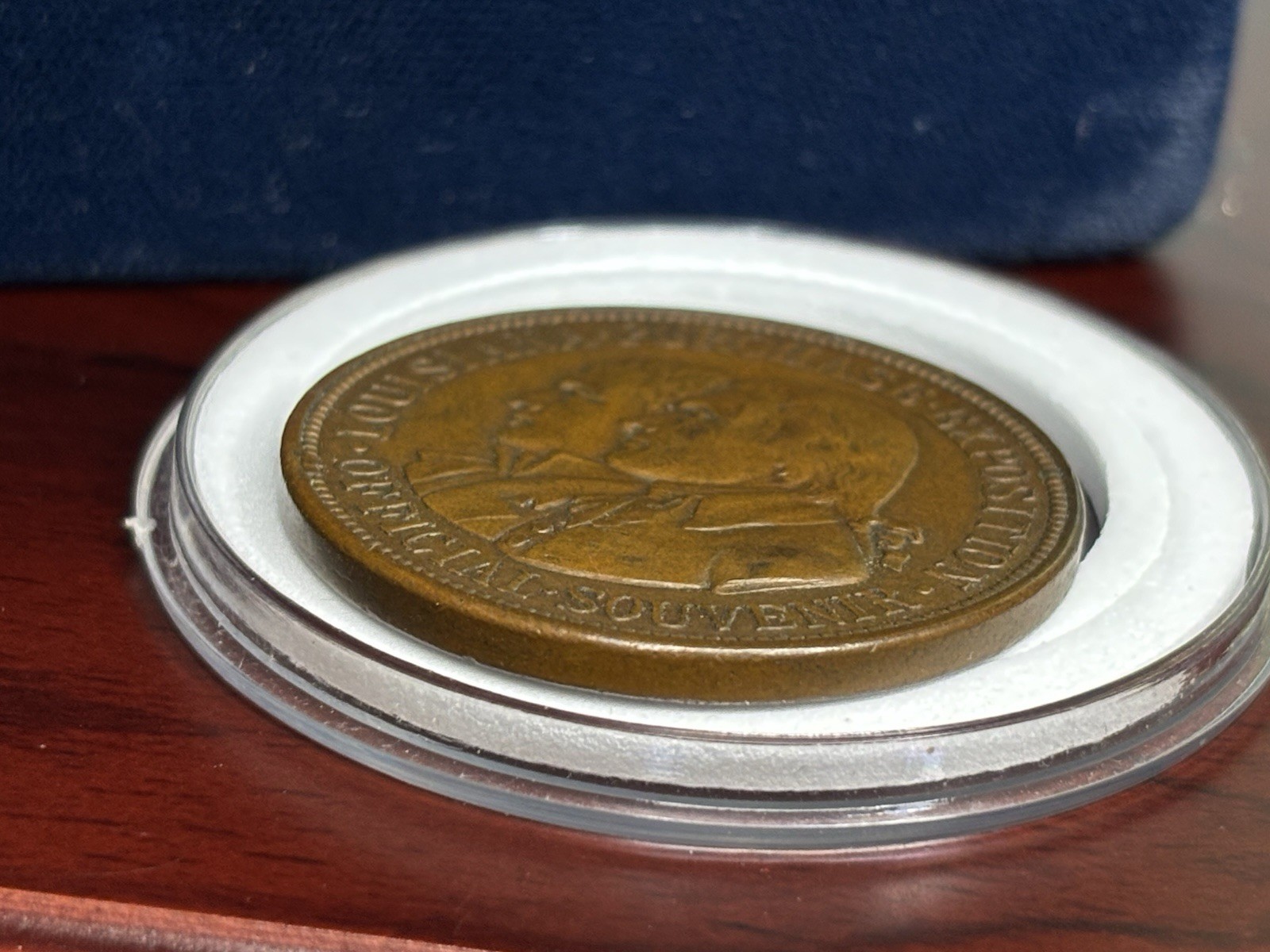 1904 So Called Dollar - Louisiana Purchase Expo St. Louis HK 303 Dark Bronze UNC