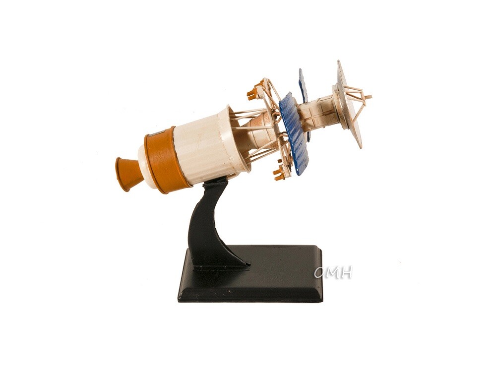 Magellan Spacecraft Model The First Ever Planetary Spacecraft