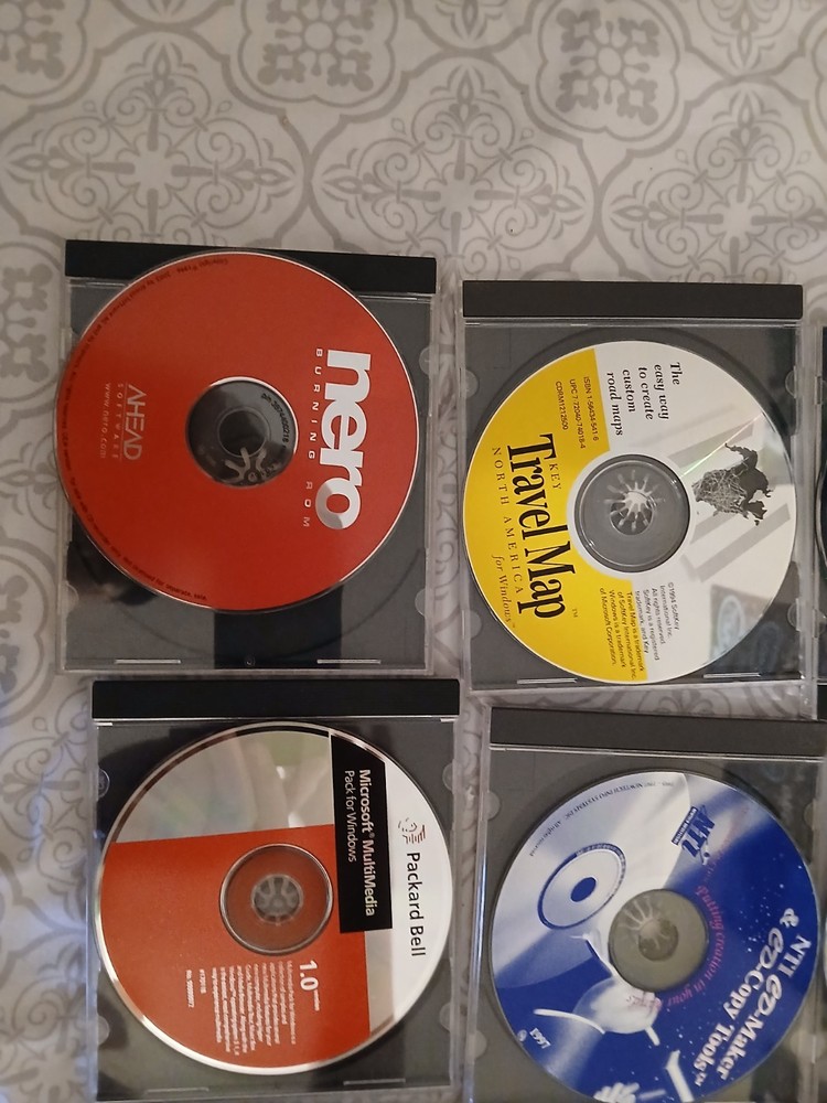 23 MISC. RETRO 1990 's PC CD-ROM