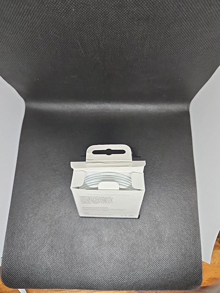Apple Lightning to USB Cable 1m (3.3ft) – OEM – Open Box