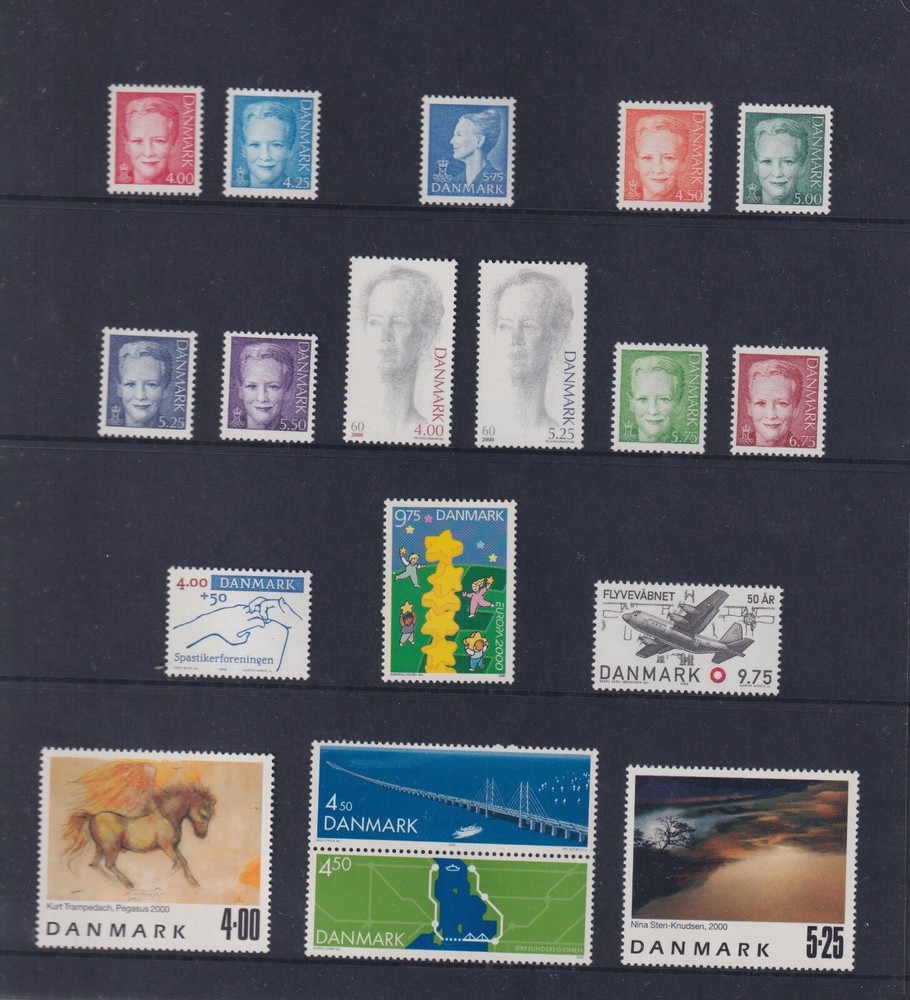 Denmark 2000 Year set MNH** in folder