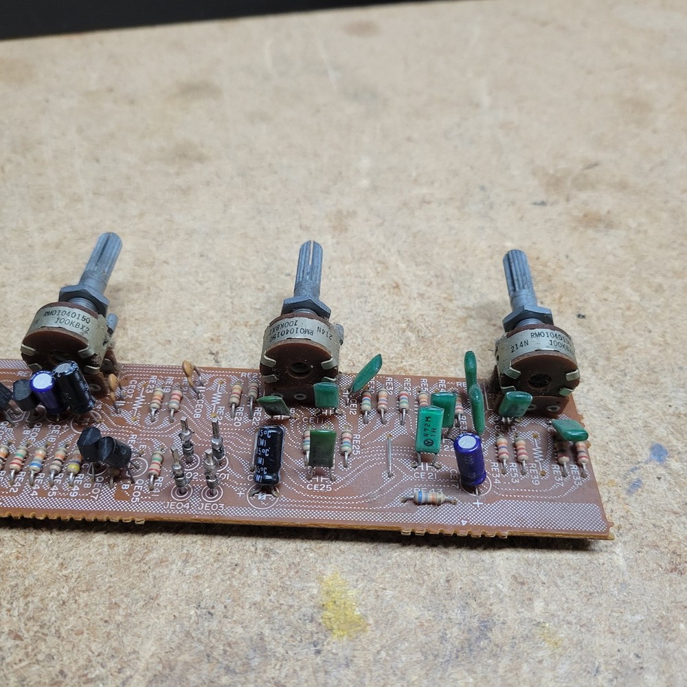 Marantz SR-2000 Tone Amp board.