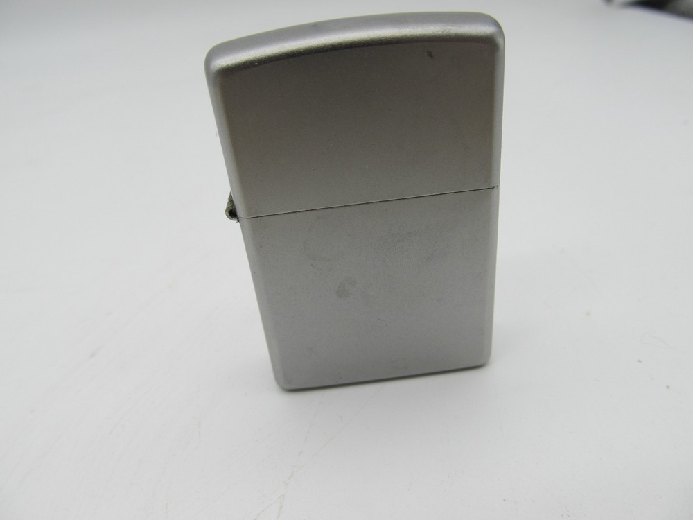 Zippo Lighter Brushed Chrome   Matte Satin Silver