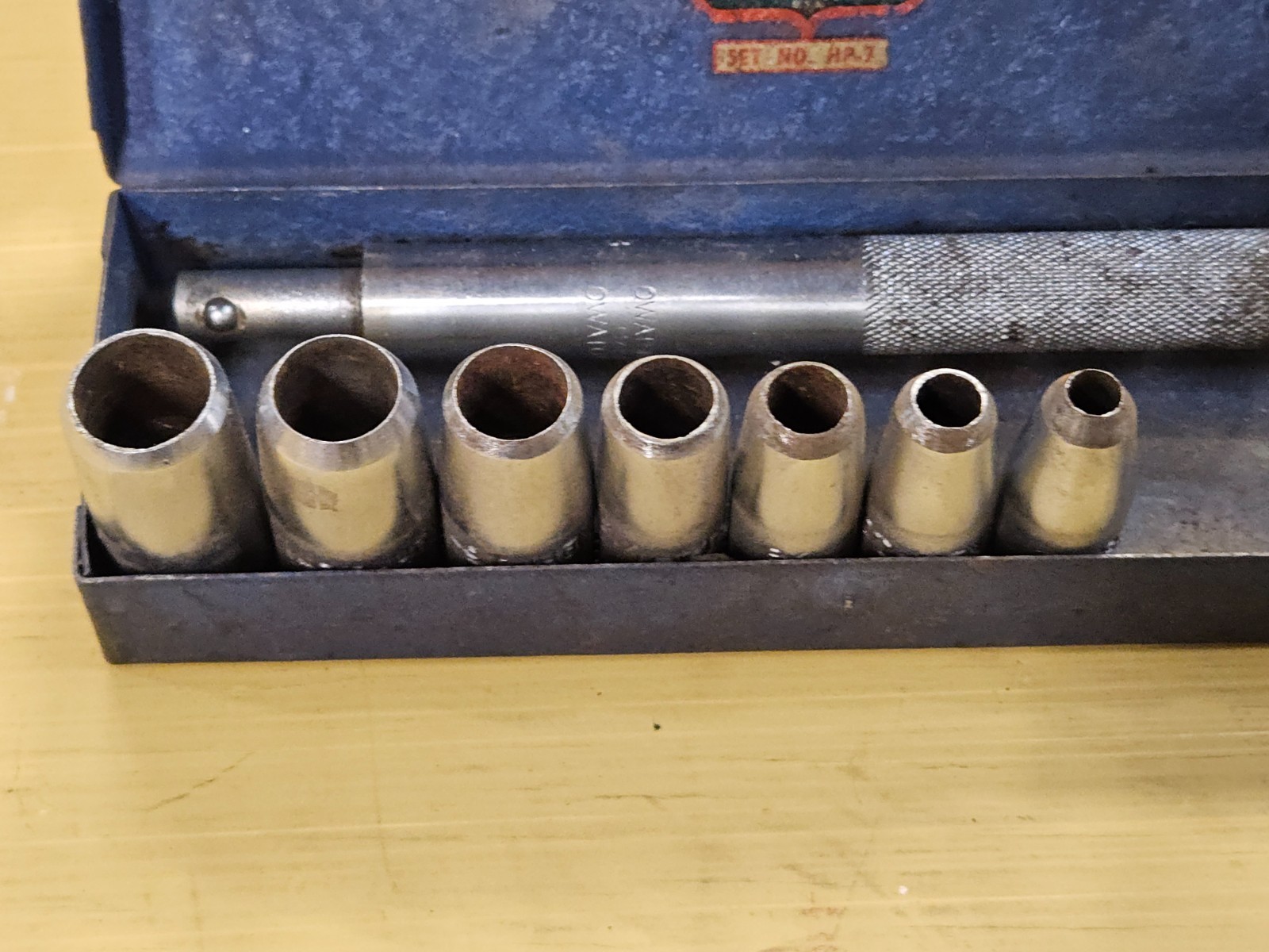 OTC Owatonna Tool No. 813 Gasket Cutting Driver Set W/ Metal Box Made in USA