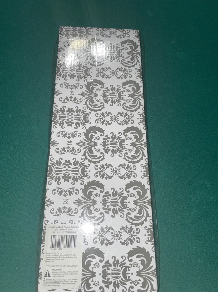 bride and groom cake serving set