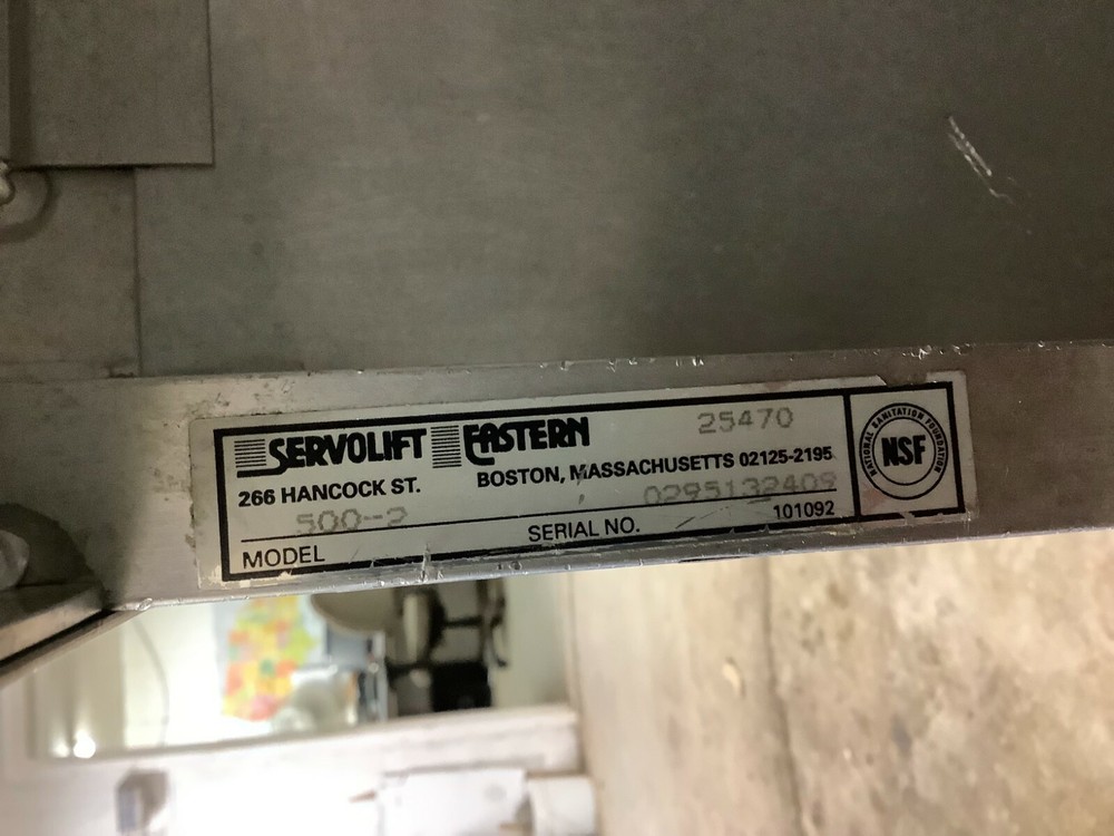 Serving Table Stainless Steele with sneeze guard on caster Servolift Eastern 500