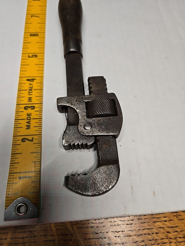 Stillsons Adjustable Wrench 004 Vintage
