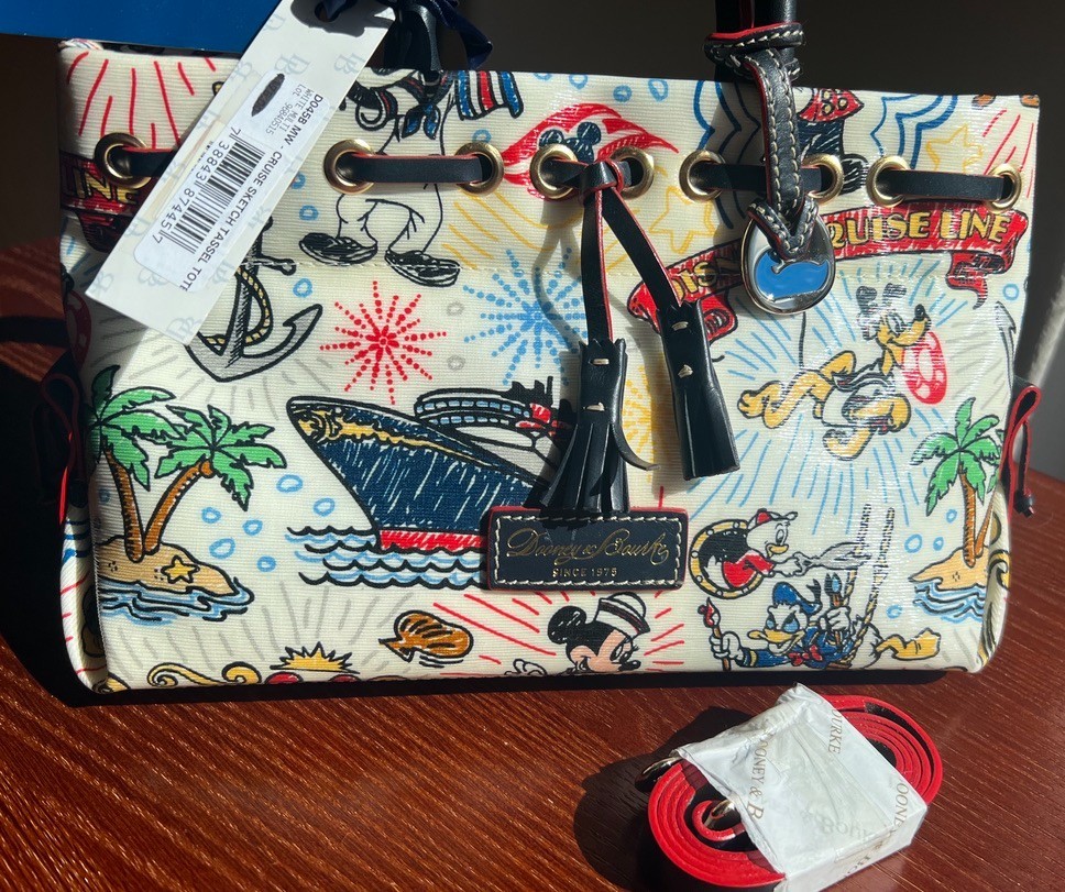 NWT Disney Dooney & Bourke DCL Sketch Tassel Tote D045B - EXCELLENT PLACEMENT