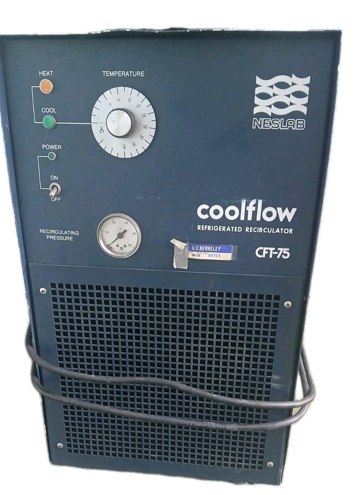 NESLab Cool Flow Laboratory Recirculating Water Chiller CFT-75 PD-1 Pump