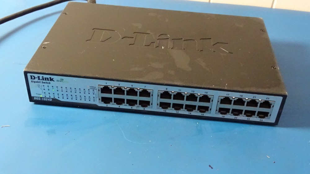 D-Link DGS-1024D 24-Port Gigabit Switch