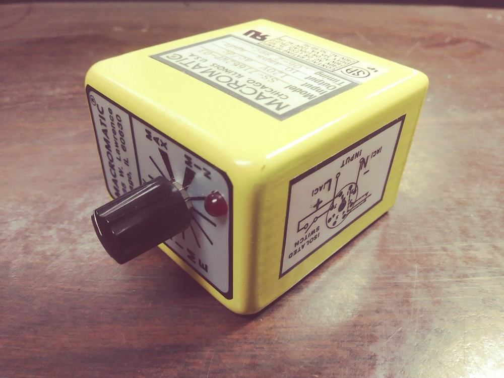 MACROMATIC SS-71662WP-03 SOLID STATE TIME DELAY RELAY 120V .06 - 2 SECONDS NIB