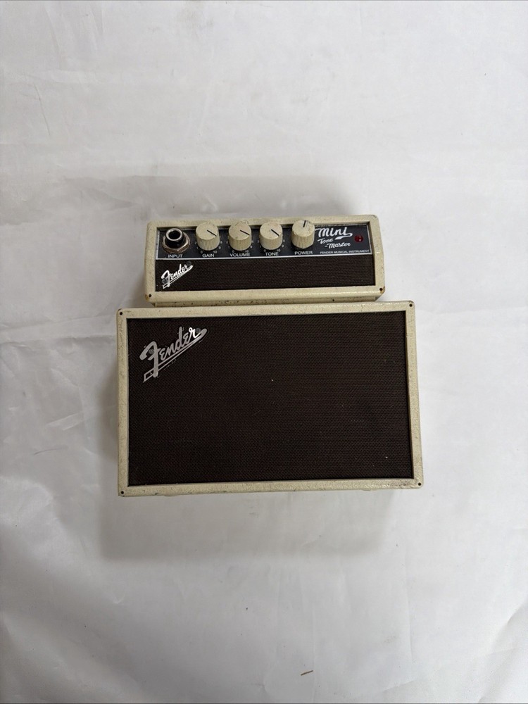 Fender Mini Tone-Master Miniature Amp Battery Powered