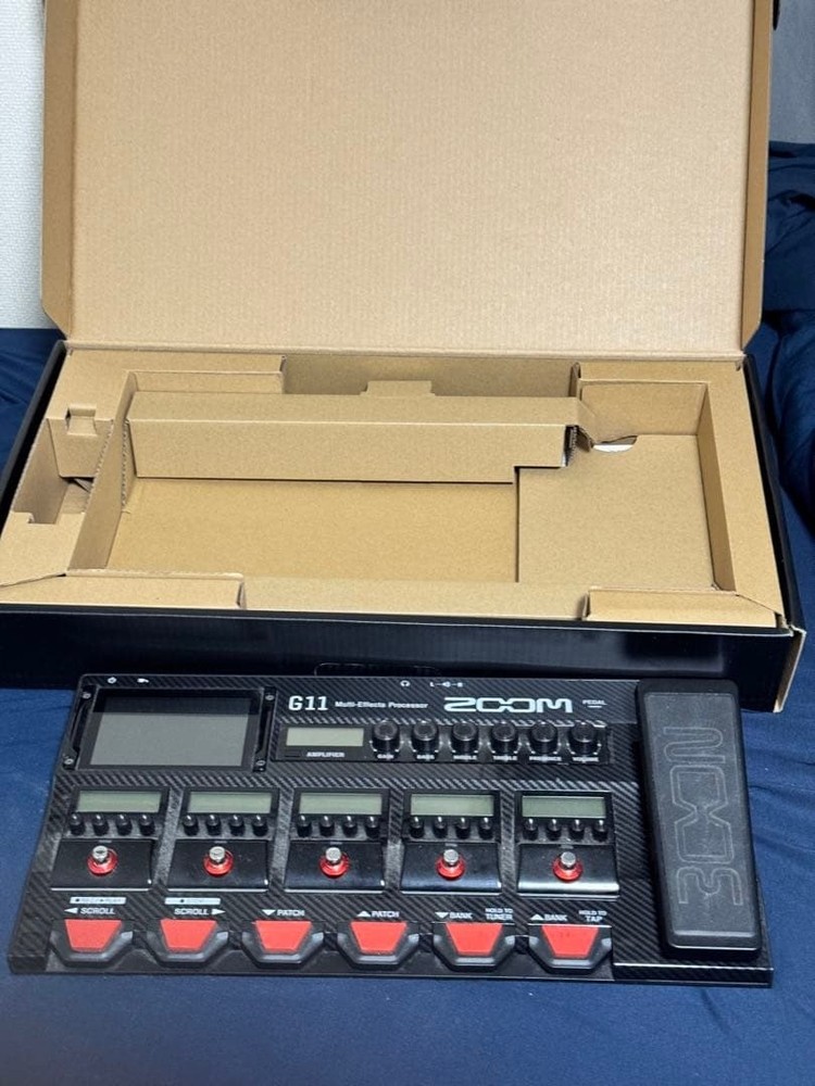 ZOOM G11 Guitar Multi-Effects Pedals Processor