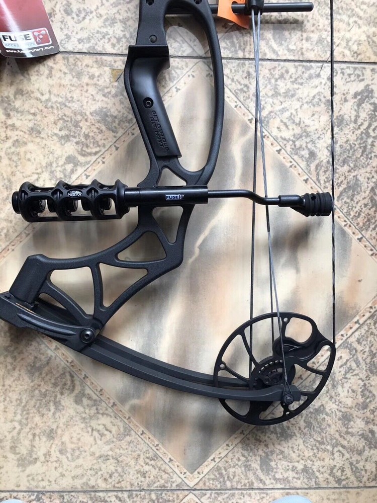 Bow String Suppressor Stop Device Bracket Vibration Stabilizer Mount Silencer