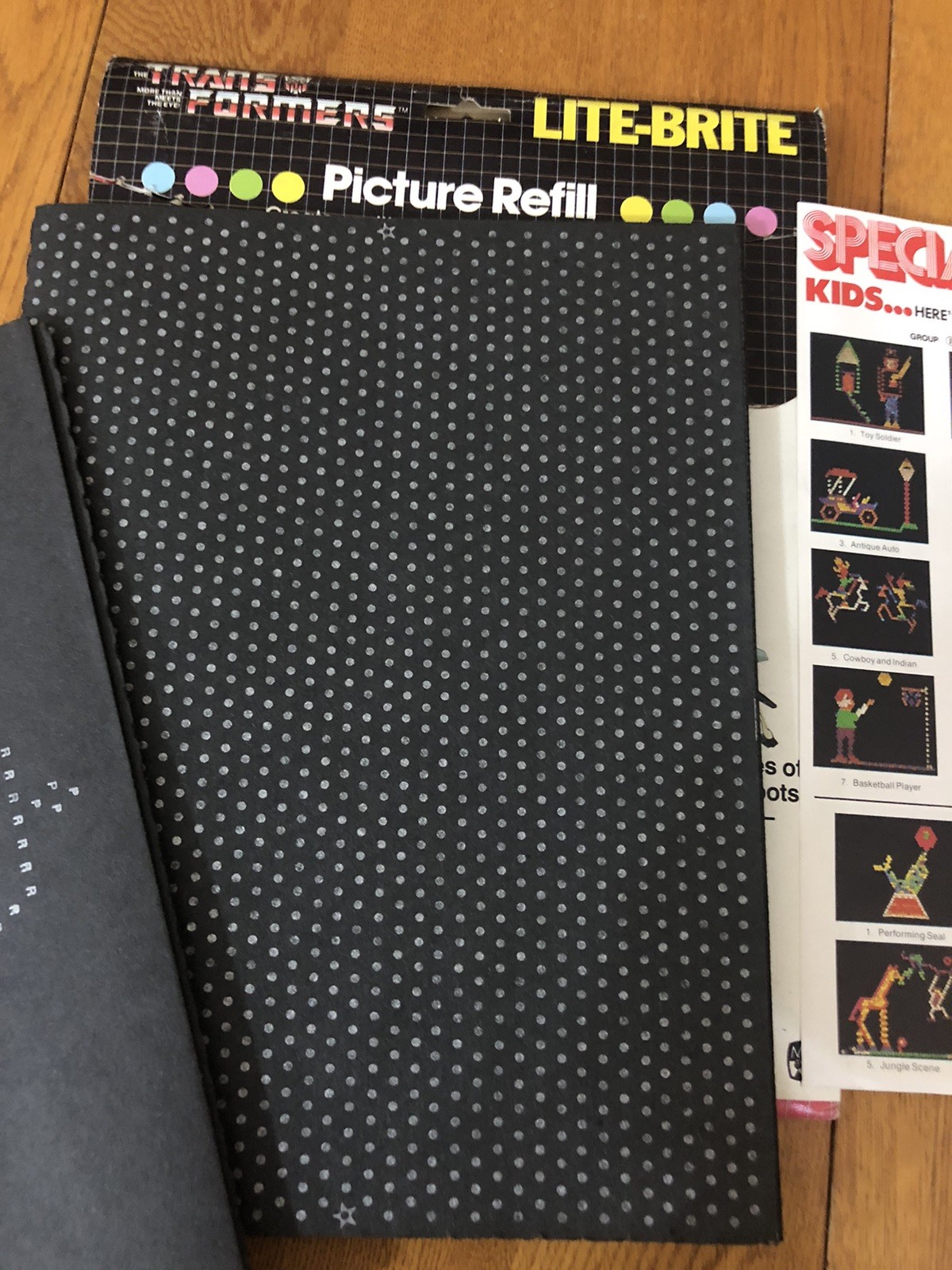 VTG 1985 NEW TRANSFORMERS LITE BRITE COMPLETE UNPUNCHED PICTURE REFILL PACK HTF